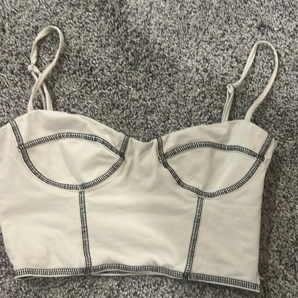 crop top